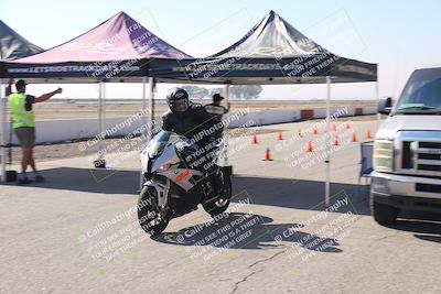 media/Nov-03-2025-Lets Ride (Mon) [[4d74c1c4d3]]/A Group/Grid/